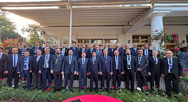 KTO'DAN AVRUPA'YA DİJİTAL HAMLE! PRAG'DA KAYSERİ İŞ DÜNYASI BULUŞTU