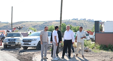 Melikgazi'de 4 Mahalleye Asfalt Seferberliği: 5 Kilometrelik Yol Yenileniyor