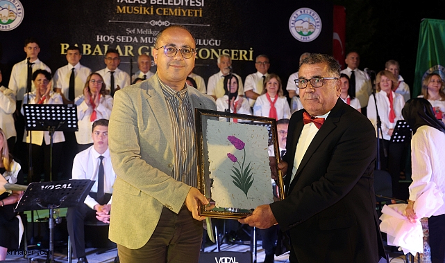 Talas'ta Türk Musikisi Rüzgârı Esti