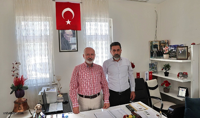 Başkan Çolakbayrakdar Mithatpaşa Mahallesi'nde Vatandaşlarla Buluştu