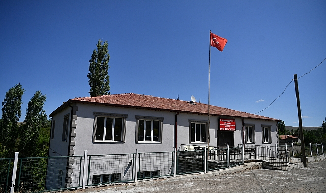 Büyükkılıç'tan kırsal mahallelere 9 milyon TL'lik kilitli parke yatırımı