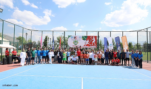 Büyükşehir'in 15 Temmuz Tenis Turnuvası'nda şampiyonlar belli oldu