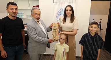 Çiçek Şenliği Fotoğraf Yarışmasında Ödüller Sahiplerini Buldu