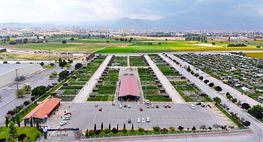 Kayseri'de Organik Pazar Sezonu Açıldı! Büyükşehir'in Doğal Ürünler Pazarı Yoğun İlgi Görüyor