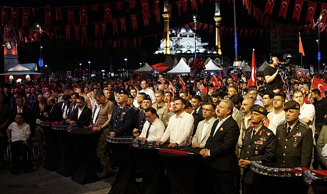 Kayseri tek yürek oldu! Binlerce kişi 15 Temmuz için meydanları doldurdu