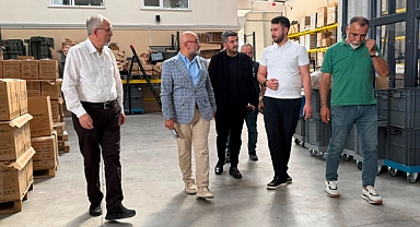 Milletvekili Murat Cahit Cıngı, Auran Kozmetik Üretim Tesisini Ziyaret Etti