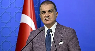 Ömer Çelik'ten Yeditepe Üniversitesi'ndeki Pankart Tartışmasına Tepki: